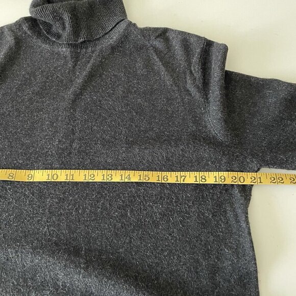 August Silk Cashmere Sweater Turtleneck Dark Gray XL Minimalist Capsule Office - Picture 5 of 8